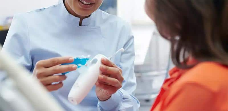 Máy Tăm Nước Philips Sonicare AirFloss Ultra HX8332/11 10 Philips Sonicare AirFloss Ultra HX8332 11 descr 03