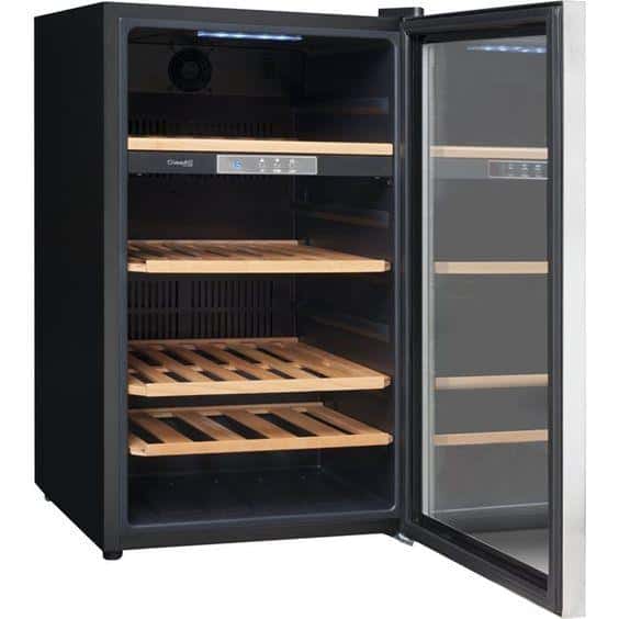 Chất liệu bên trong tủ rượu vang cao cấp