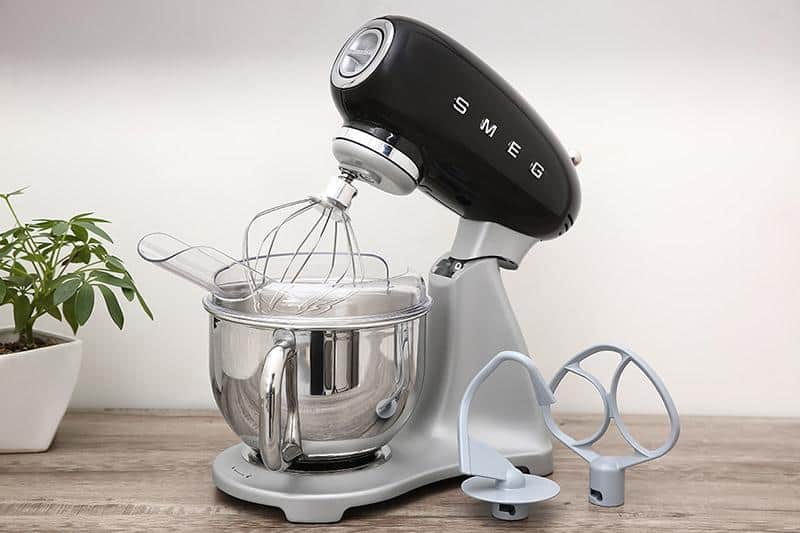 Máy Trộn Bột Smeg SMF02BLEU Black 8 Máy Trộn Bột Smeg SMF02BLEU Black