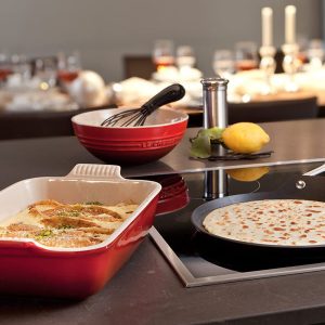 Bát LeCreuset Multi Bowl Holly Màu Đỏ Anh Đào 25cm 4 91oPpTfBhL. AC SL1500