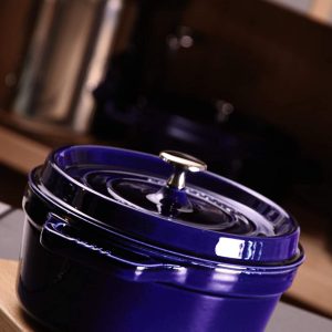 Nồi Gang Staub Round Cocotte Blue 20cm 40510-264-0 3 Nồi Gang Staub Round Cocotte Blue 20cm 40510-264-0