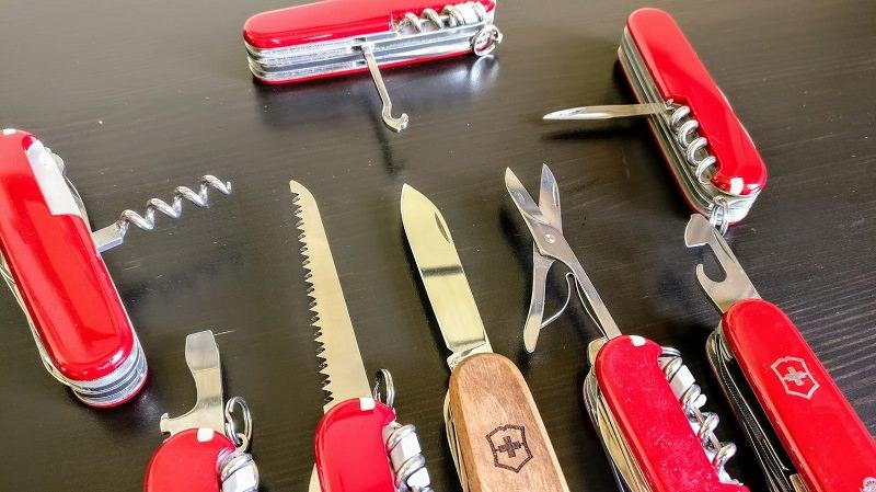 Dụng Cụ Đa Năng Victorinox Huntsman 1.3713 Dụng Cụ Đa Năng Victorinox Huntsman 1.3713