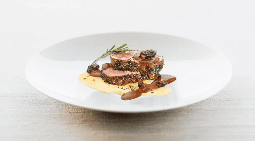 Nấu Ăn Với Cà Phê: Công Thức Bí Mật Cho Các Món Ăn 3 Thịt bê phi lê và nấm morel