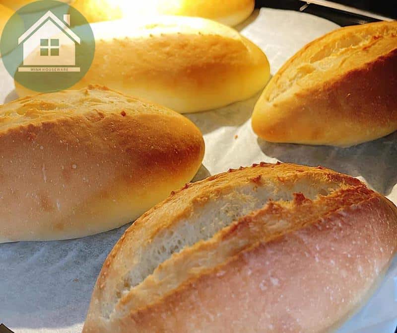 Cách làm bánh mì truyền thống bằng máy trộn bột và lò nướng 1 Cách làm bánh mì truyền thống bằng máy trộn bột và lò nướng