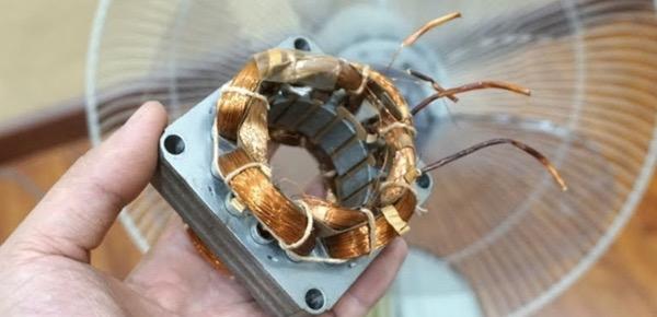 Khắc phục ngay lỗi khi đóng điện vào quạt quạt lúc quay lúc không 1 Khắc phục ngay lỗi khi đóng điện vào quạt quạt lúc quay lúc không