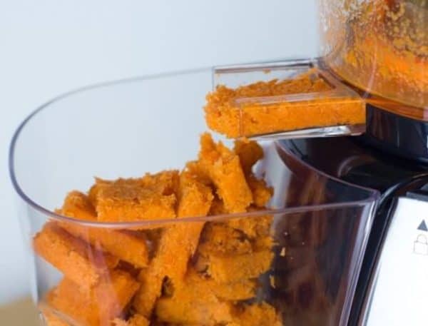 Những điều cần biết về tận dụng bã trái cây sau khi ép 2 Bã trái cây sau khi ép có thể tạo thành nhiều món ăn ngon