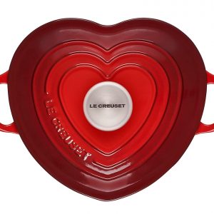 Nồi Gang Le Creuset Heart Shaped Casserole with Heart Knob 1,9L 3 Nồi Gang Le Creuset Heart Cocotte Cerise 1,9L
